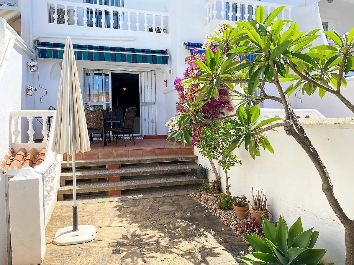 Jardines De Nerja 34别墅 度假居